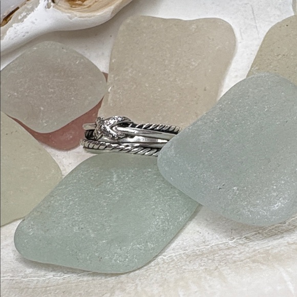 David Yurman X Crossover Diamond Cable Ring - Picture 5 of 7